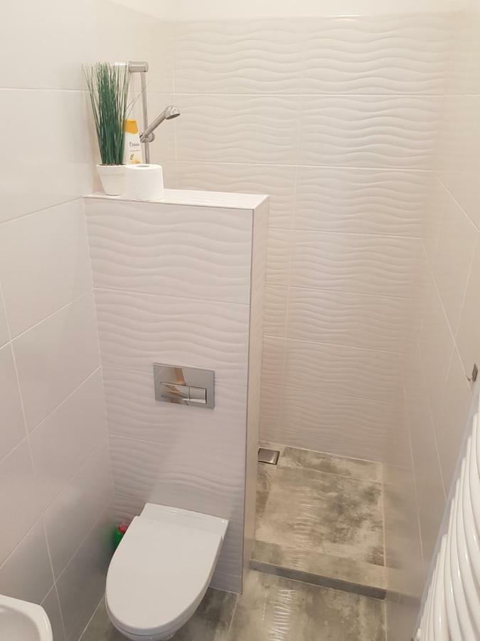 Apartament Piano Mini Apartment Malbork Exterior photo